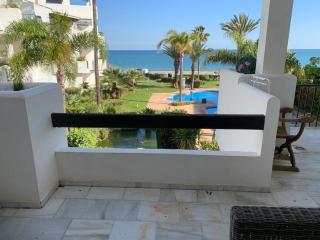 ARRUZAFA PLAYA Beachfront apartment La Cala de Mijas - La Cala de Mijas - 5