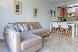 797 Holiday Rentals- Duplex para 7 en la carihuela a 1 min de la playa - 2