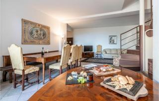 2 Bedroom Cozy Apartment In Verucchio - Verucchio - 7
