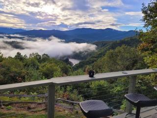 Stunning mtn. views! 4br with all the amenities! - VISTA VIBES- - Bryson City - 0