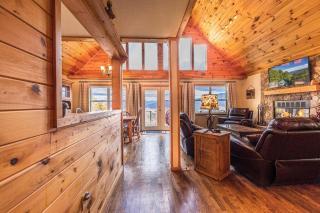 STUNNING MTN and LAKE VIEWS! HOT TUB! FIREPIT! SLEEPS 11 4BR 3BA Close to Bryson City - 3