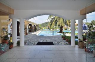 Perros Hotel - Agios Stefanos - 9