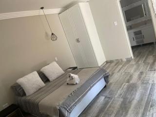 Guest house on Gillian Unit 7 - 7