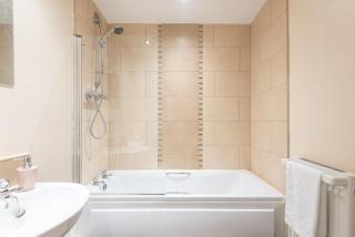Apartment 8 - Worksop - 3