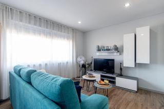 Downtown 1BR Apartment W/ Balcony by LovelyStay - 3