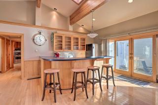 Lakefront Romulus Retreat with Private Dock! - Romulus - 5