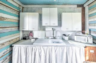 Perry Fishing Retreat about 2 Mi to Boat Ramp! - 6