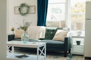 Cozy Farmhouse Apartment in Bristol 2 bed 1 bath - 8