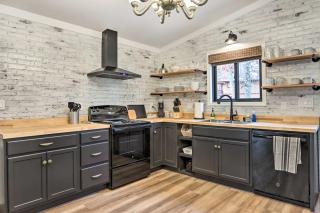 Cottage with Grill and Fire Pit in Osage Beach! - Osage Beach - 8