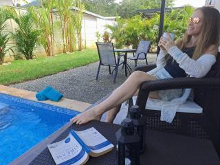 Comfy King bed, private yard and pool! - Uvita - 8