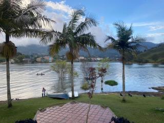 Vista al lago Guatape By Hope - 0