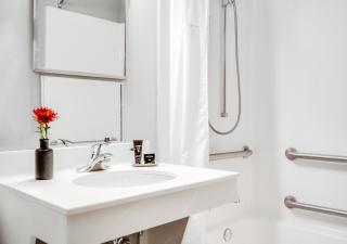 Hotel One75 - Hamilton - 1
