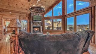 Log-Off Lodge - Blue Ridge - 3