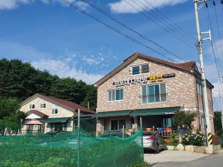 Gyeongpodae Darakbang - Gangneung - 8