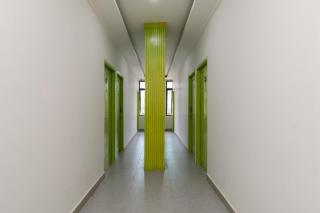 Urbanview Hotel Bizhome Artha Gading Boulevard by RedDoorz - 1