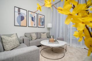 ALH Vacay - Unrivalled 1 Bedroom with Canal View - Dubai - 4