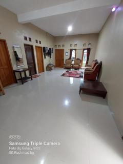 Villa samara 2 homestay Tawangmangu - 5