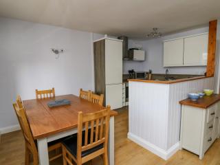 1 St Marys Court - Tenby - 4