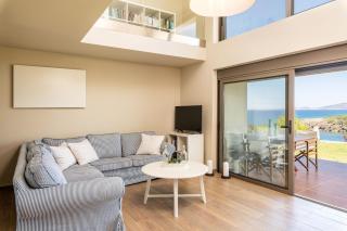 Villa Idyle - Beachfront Residence - 5