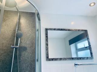 Homely Detached 3 bedroom house near Sheffield - 8