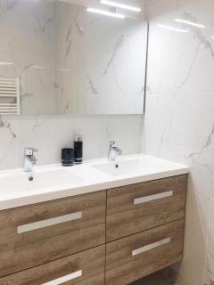 New Apartment in the Heart of Le Marais - 4