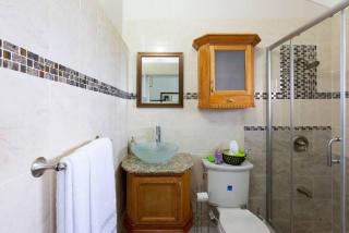 Lovely 2-Bed Apartment in the New Kingston Area - Kingston - 3