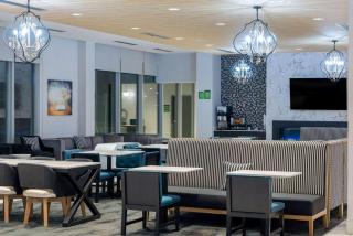 La Quinta Inn & Suites by Wyndham Maricopa Copper Sky - Maricopa - 2