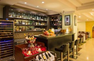 Best Western Green Hill Hotel - Rangum - 4