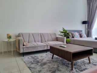 Lavish Beacon Executive Suites by Bin Dao Wu Homestay Penang - George Town - 5