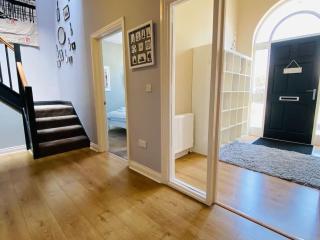 Sally Hall Large central Portland home - 2