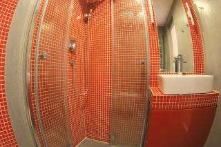 Mirror Pink Studio Apartment - 8