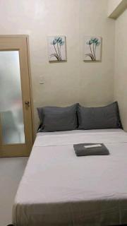 CHATEAU ELYSEE a7 near Airport and Sm mall - Manila - 5