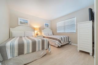Edgewater Villa #604 - 5