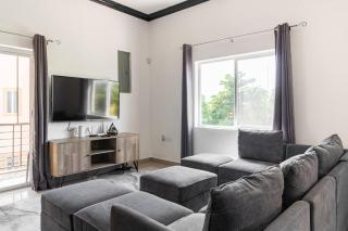 Luxury Living Modern Contemporary Home with Brand New Pool in Manor Park - Kingston - 6