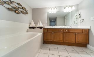 Emerald Beach #2535 - Panama City Beach - 2