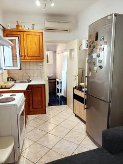 Detached house with a lovely yard 5' walk from Metro Station Agios Dimitrios and METRO MALL - Athens - 6