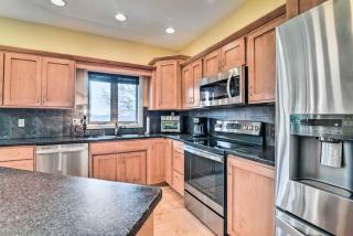 Cozy Home with Patio, 2 Mi to Dale Hollow Lake! - Frogue - 3