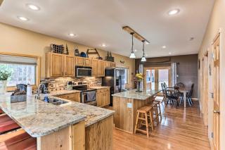 Spacious Lead Getaway with Private Hot Tub and Deck! - Lead - 2