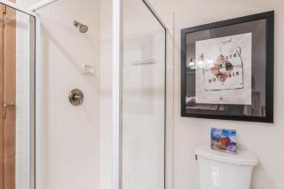 Updated 3 Bedroom 3 Bathroom Snowcreek Phase V #884, Sleeps 6 - Mammoth Lakes - 0