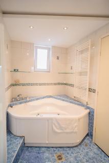 Artsy 3BR flat in Primaverii - most exlcusive area - Bucarest - 5