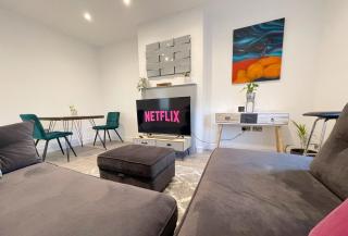 Lovely and comfy entire 1 bedroom flat - 1st floor - Harrow on the Hill - 2