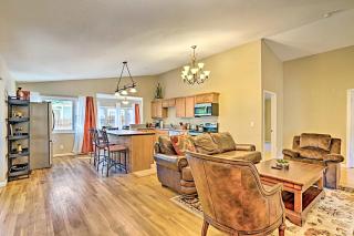 Westside Large Home - 7