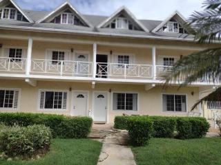 Club Caribbean Apartments - 0