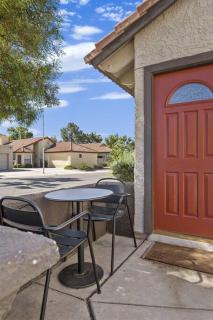 Studio on the Lake w/ Pool, Hot Tub & Tennis - Chandler - 9