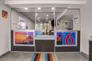 Motel 6-San Bernardino, CA - North - Serrano Village - 3