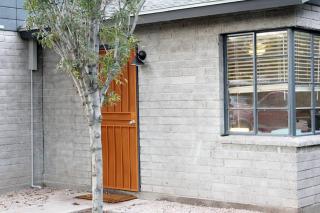 Adorable Ground Level Boho Studio Blocks From Dwntn-C - Tempe - 1