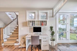 Luxe Sandy Home with Hot Tub 9 Mi to Skiing! - 5