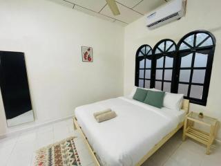 Chenang's Guest House by Danbam - 3