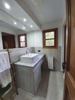 Casa privada amplia y tranquila, rodeada de naturaleza. - 1