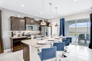 Windsor Island Retreat - Davenport - 1